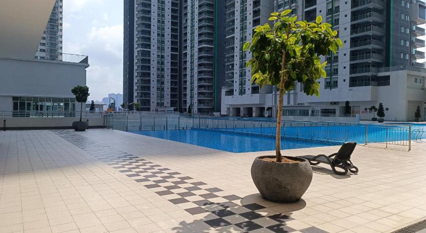 RAZAK CITY RESIDENCE-KL CITY VIEW - main image