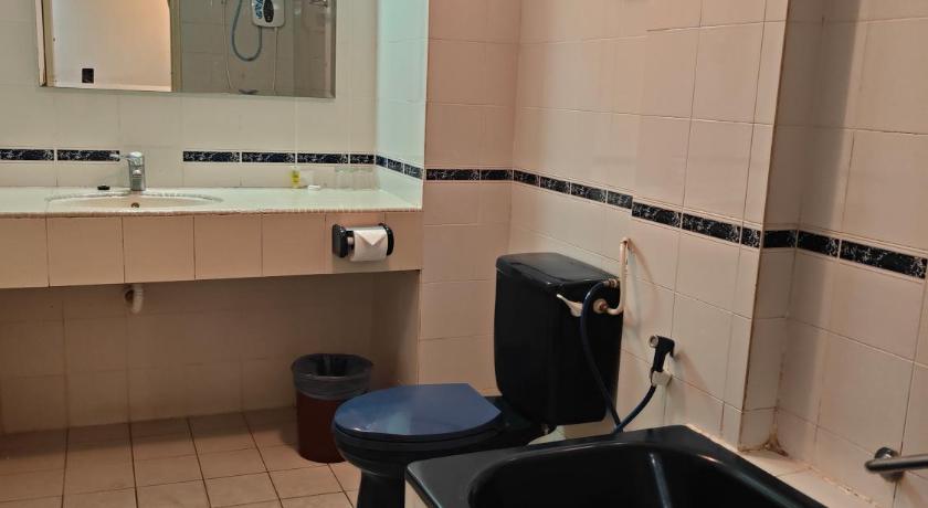 Image of Deluxe Quadruple Room 2