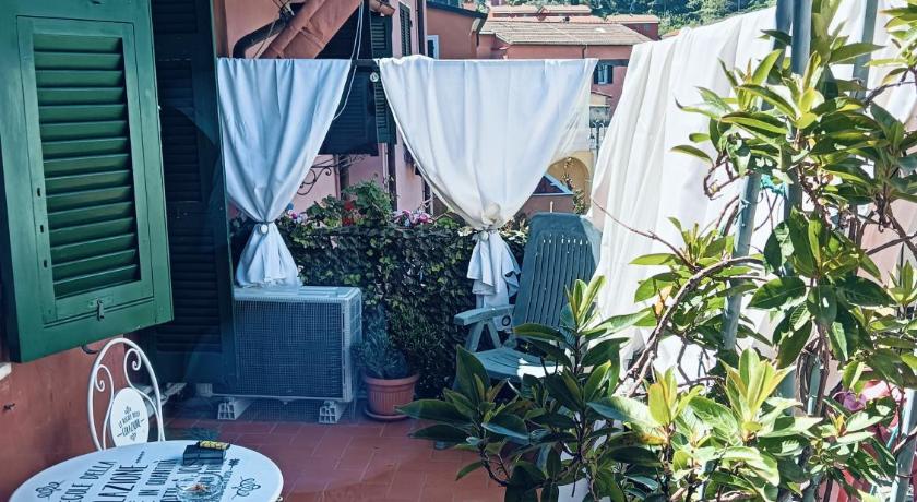 La terrazza di Ameglia alta - relax nel borgo Ligure