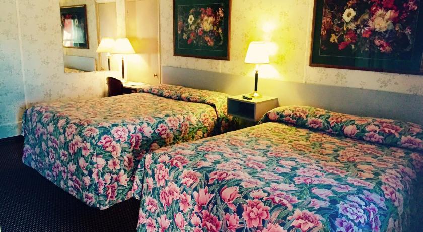 Travelers Inn Motel — Hotel in Salem (OR)