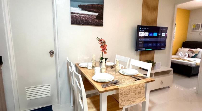 2 Bedroom and 1 Bedroom Apartments with Private Pool and Gym - image 20