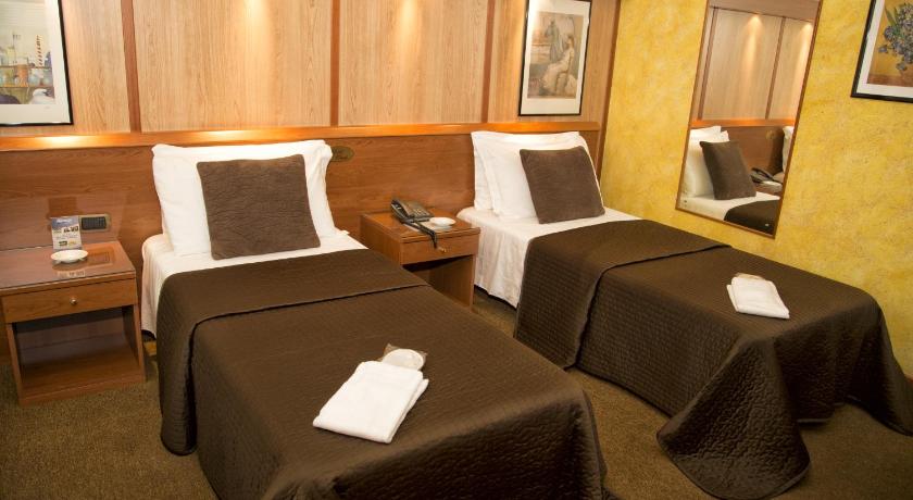 Hotel Motel Ovest photo
