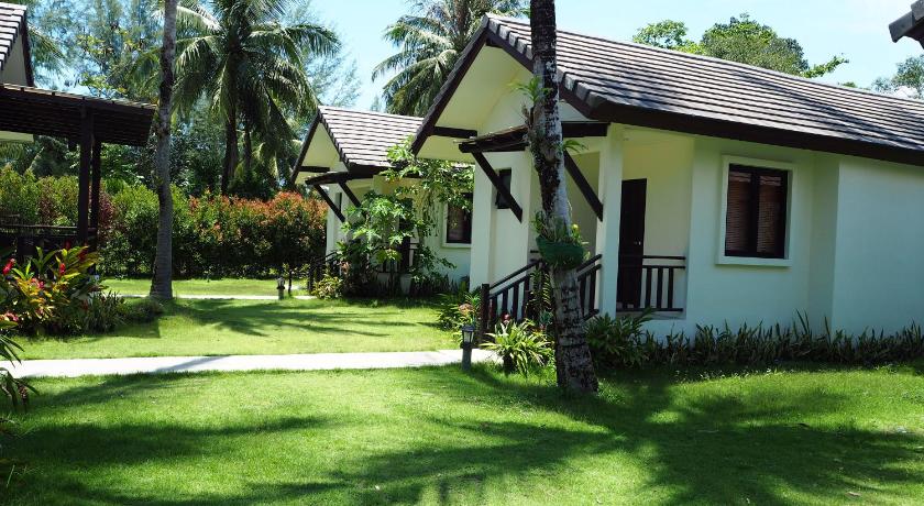 Khaolak Blue Lagoon Resort - SHA Extra Plus photo