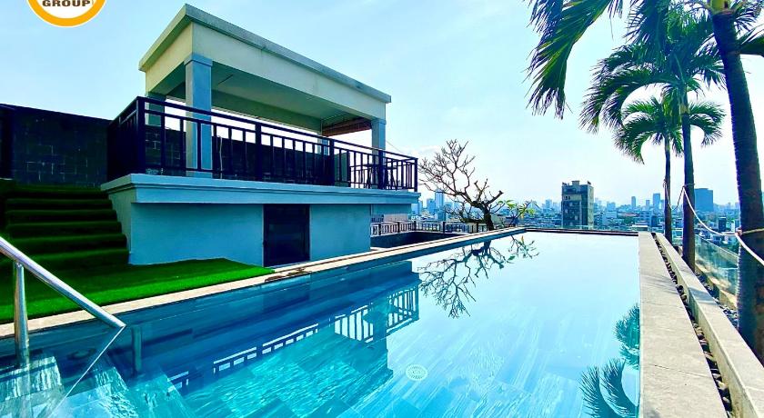 Tokyo Boutique Front Beach Hotel - image 2
