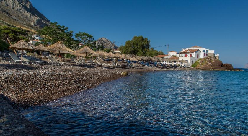 Kiki's Houses Vlichos photo