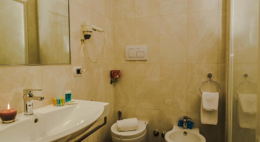 Image of Economy Single Room 4