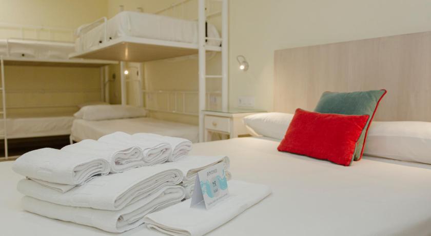 Image of Family Room 0