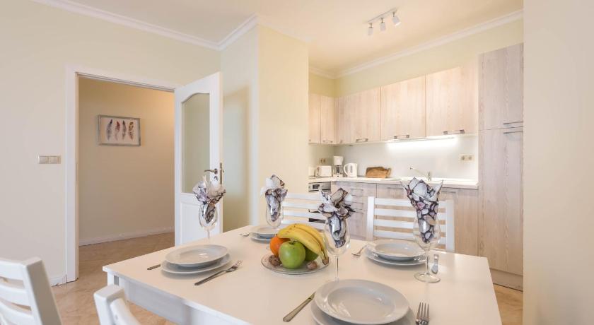 Luxurious and panoramic apartment at the beach. - image 49