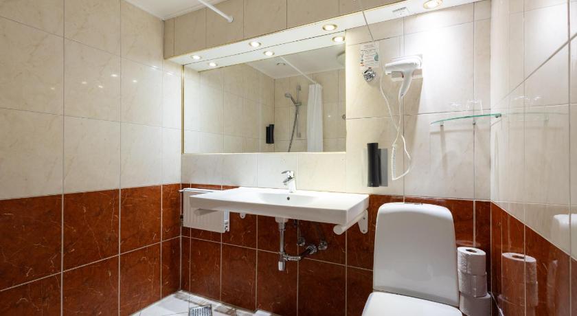 Image of Double or Twin Room 9