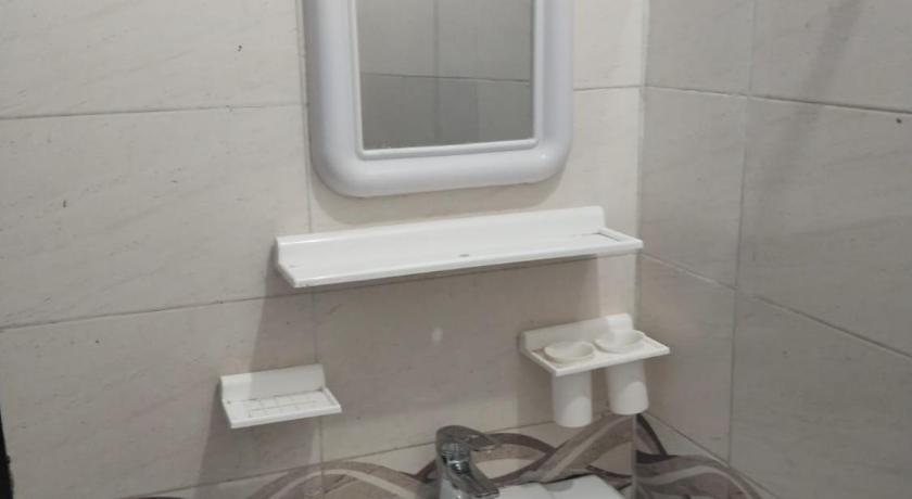 Oriole Luxury Hotel - image 7