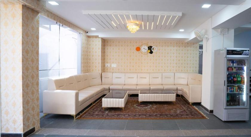 Treebo Galaxy Kings Suites Near Manyata Tech Park – Bangalore, MN