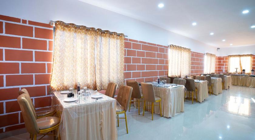 Treebo Galaxy Kings Suites Near Manyata Tech Park – Bangalore, MN