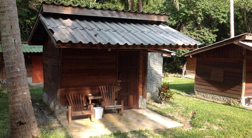 Image of Standard Bungalow with Fan 6