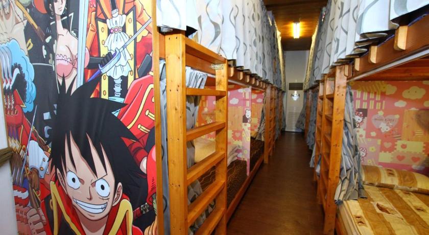 Image of Bed in 8-Bed Mixed Dormitory Room 0