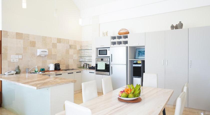 Image of Three Bedroom Penthouse Ocean View with Well Equipped - Kitchenette 10
