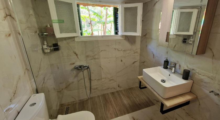 Image of Superior Family Apartment 4