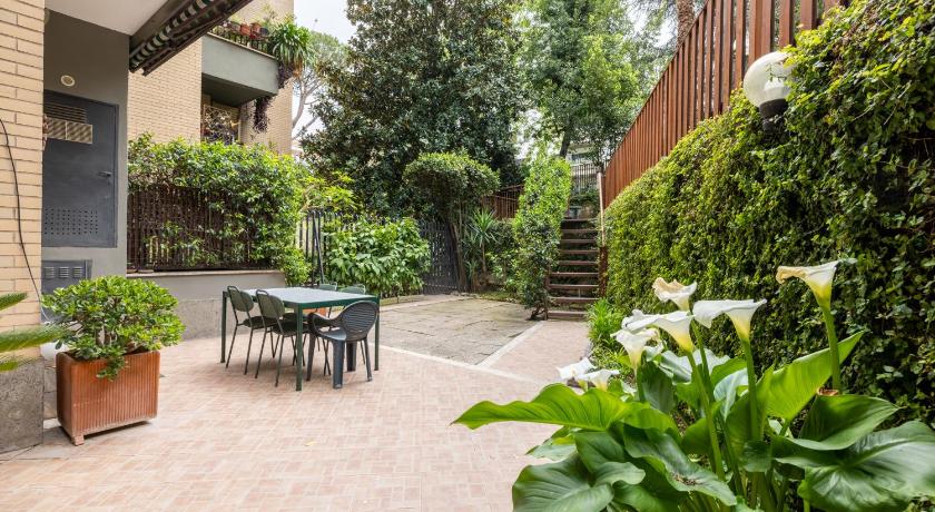 Rome Vatican home garden by Varental 4-Star Single Room amenity