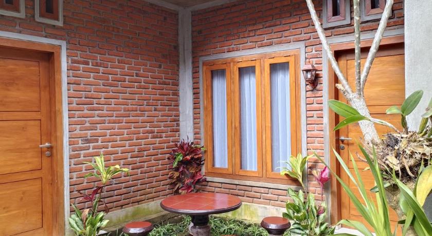 Image of Two-Bedroom House 13