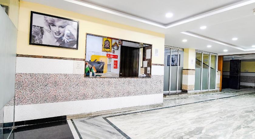FabHotel Saltlake Palace - Nr. Anandlok Hospital - image 6