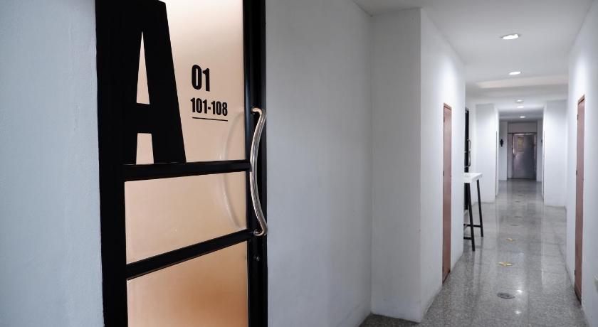 Image of 8 Capsules - Mixed 17