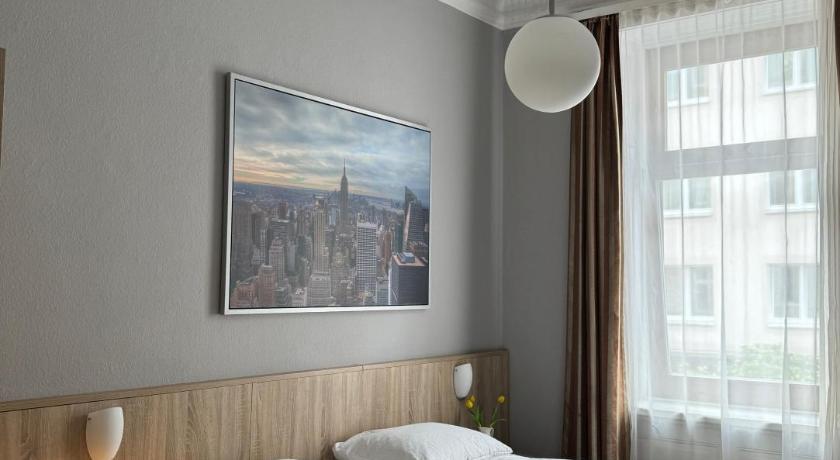 Image of Double room with private shower and shared WC 0
