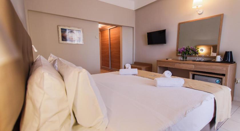 Image of Double Room Sea Front 7