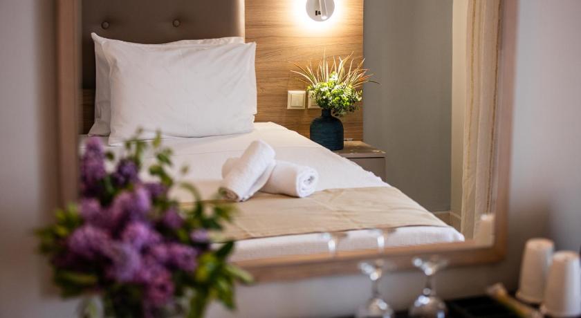 Image of Double Room Sea Front 16