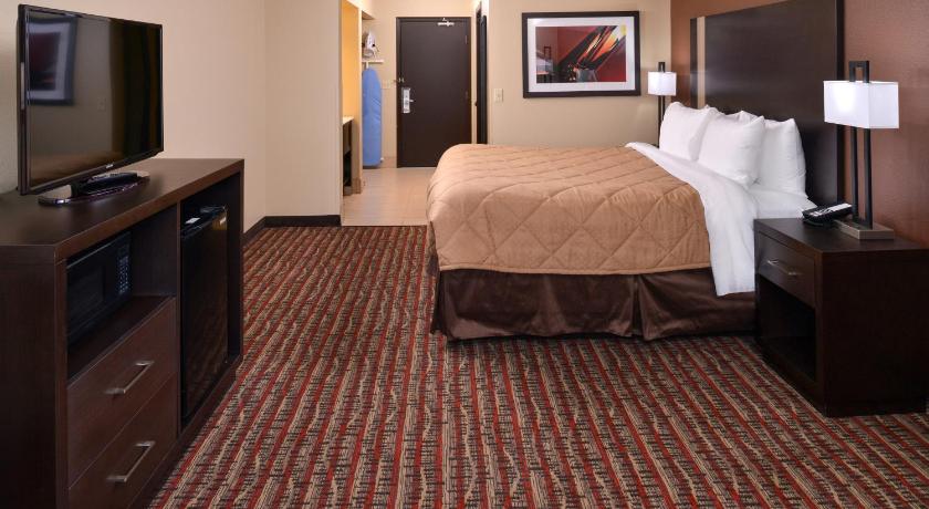 Quality Inn & Suites Tacoma - Seattle