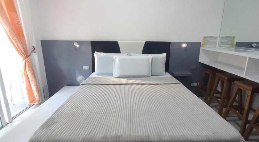 Image of Studio Apartment 8