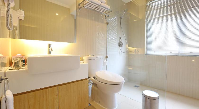 Image of 3 Bedroom Deluxe 2