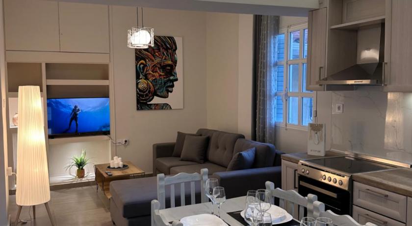 Diamond Suite