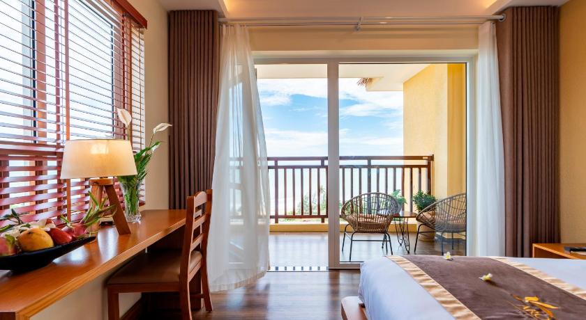 Zdjęcie: Pokój o podwyższonym standardzie z widokiem na morze (Superior Sea View Room) 3