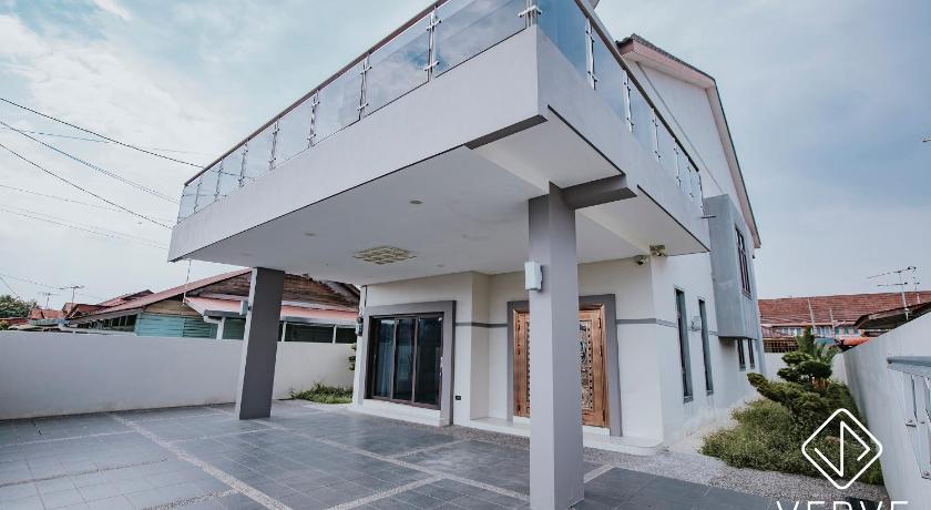 Ipoh Ipoh Garden Luxury House @Ipoh Garden (14pax) 3-Star Guesthouse exterior