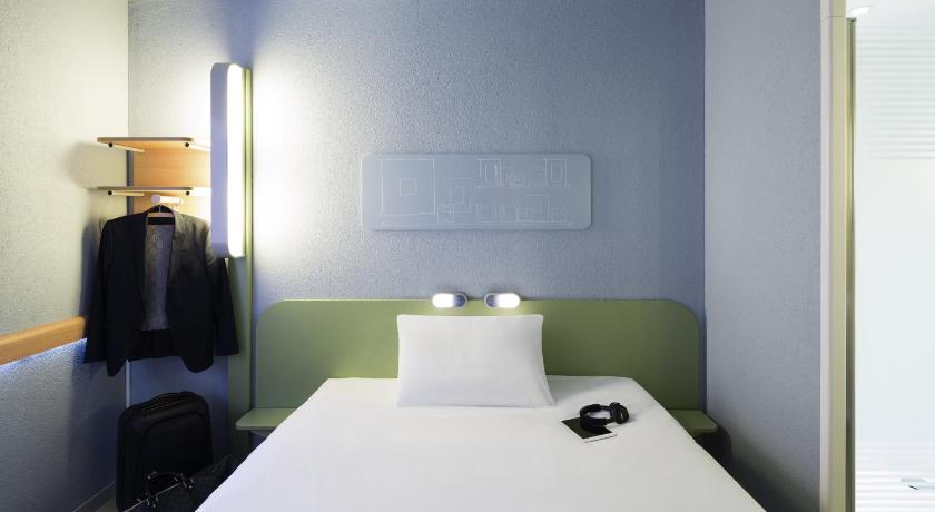 Image of Double Room with double bed (59x75 in. [150x190  cm]) for two people 7