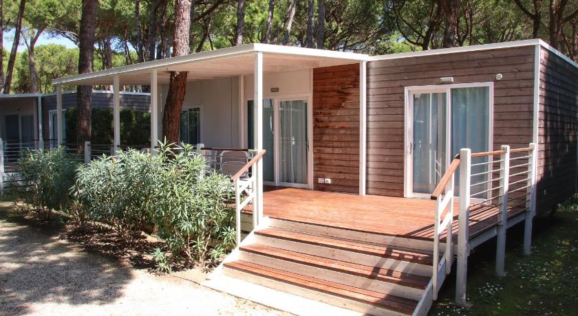 Image of Three-Bedroom Chalet 12