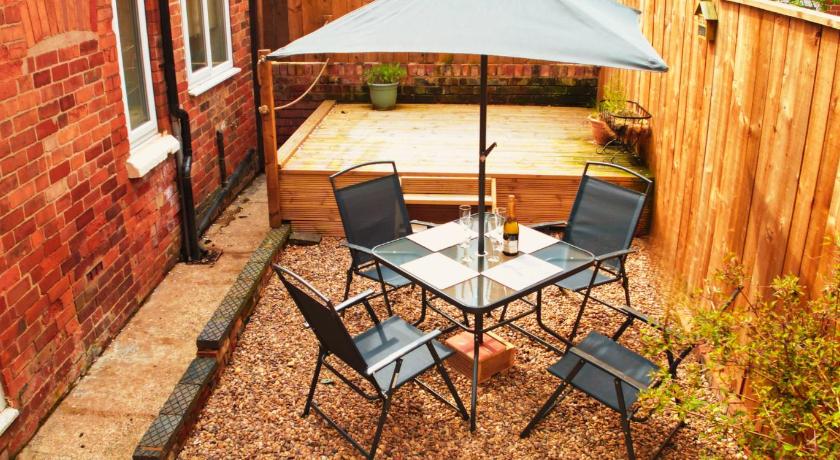 The Burford Hideaway - image 20