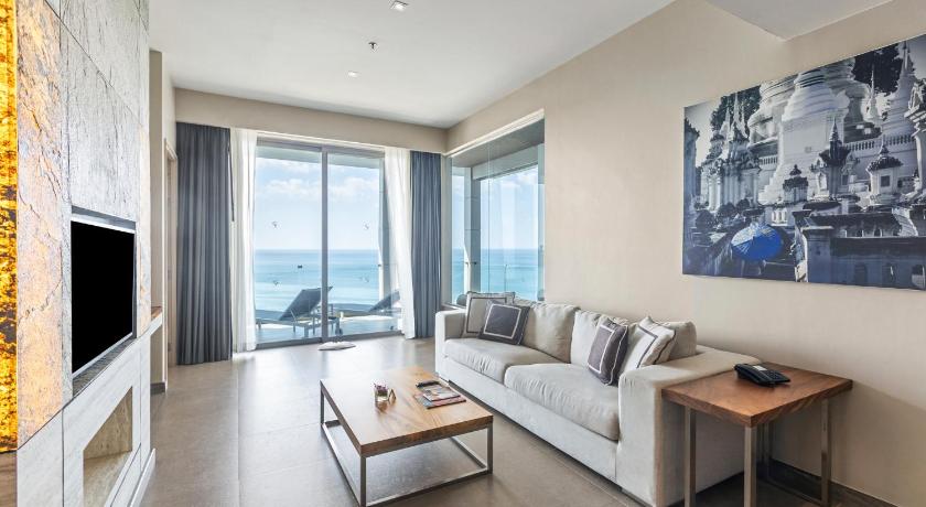 Image of Executive Sea View Penthouse with Plunge Pool 0