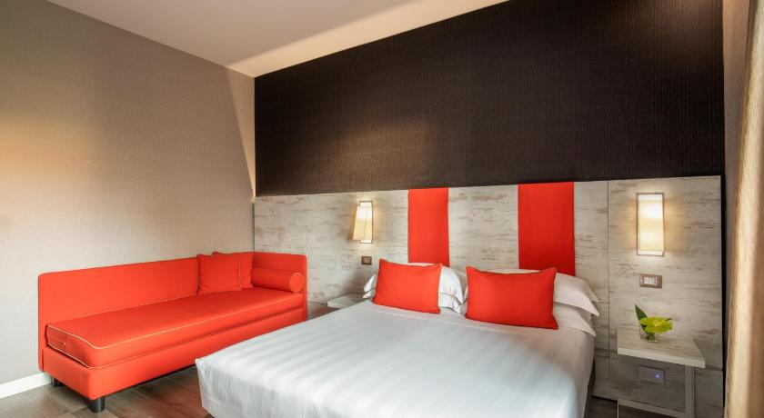 Image of Deluxe Triple Room 3