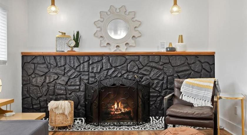 #StayinMyDistrict Twin Falls Spanish-Boho Getaway
