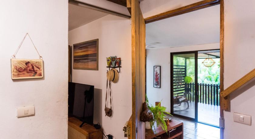 Image of Three-Bedroom Townhouse 7