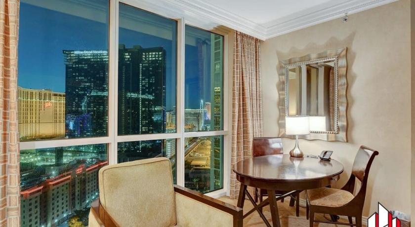 Las Vegas MGM Signature-20-609 Strip View Jacuzzi Studio 4-Star Accommodation pool