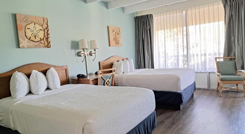 Image of 2 Queen Beds, Suite, Ocean View, 2nd Floor, Non-Smoking 3