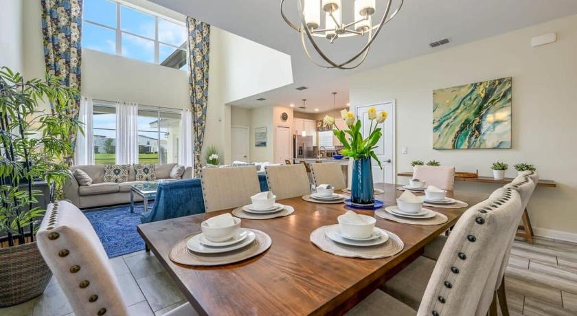 Luxury Storey Lake Retreat - Spacious Disney-Near - image 8