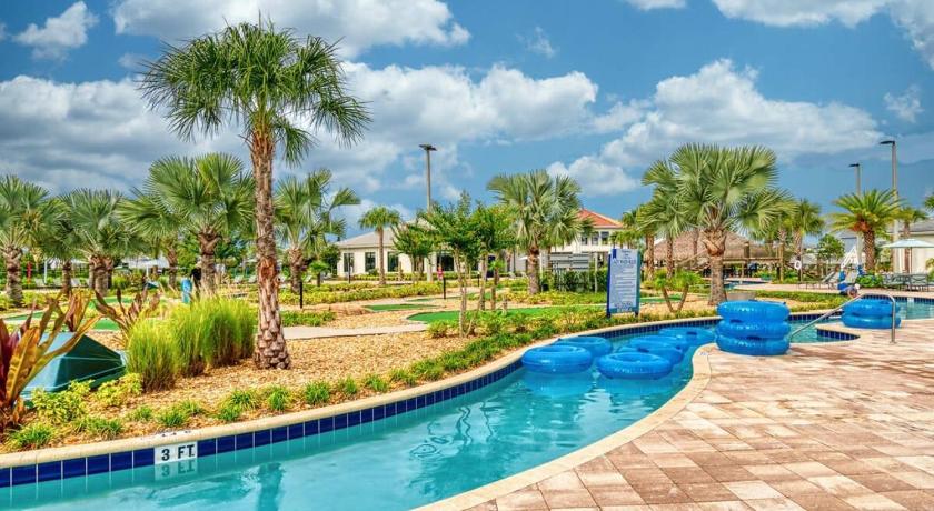 Chic Luxury Haven - Unforgettable Retreat - image 9
