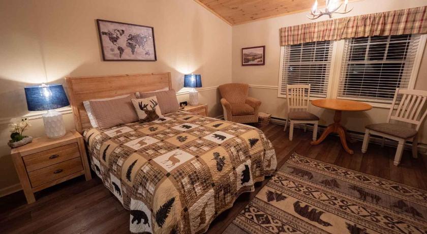 레이크 플래시드 (NY) The Snowshoe Lodge 2성급 숙소 레스토랑