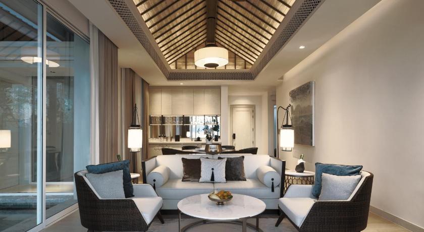 Image of Beachfront Pool Villa 6