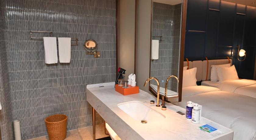 Voco Chongqing Chaotianmen By IHG - image 45