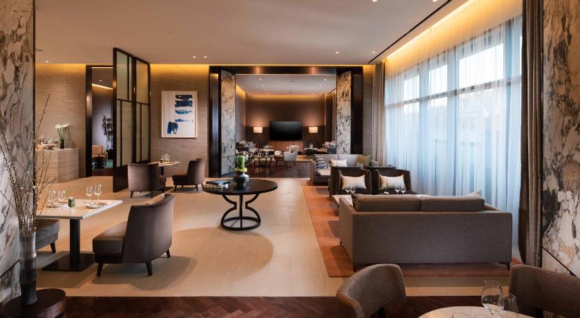 Seongnam DoubleTree by Hilton Seoul Pangyo 5-Star Hotel exterior