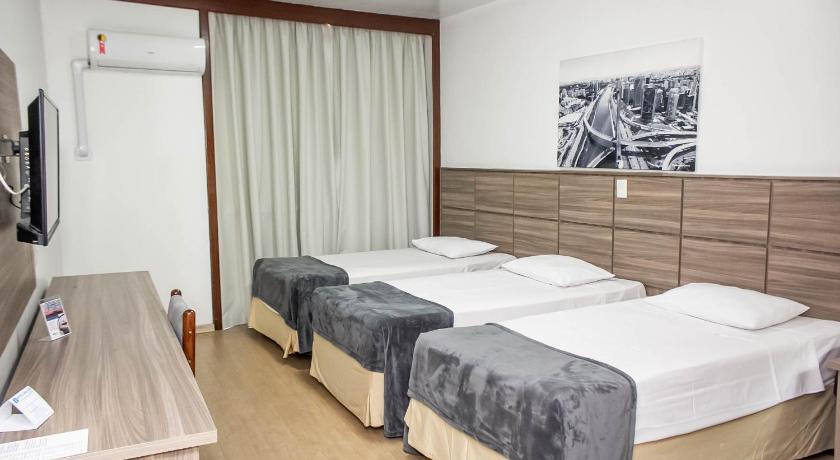 Image of Standard Triple Room 7