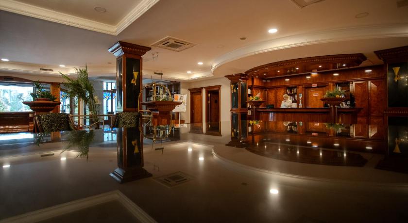 格勒 Hotel Golden Palace 4星级 酒店 外观